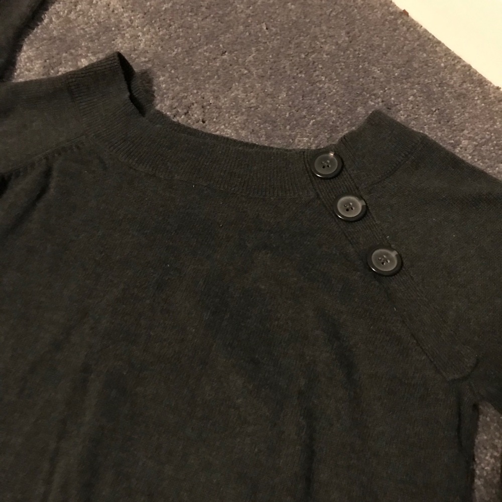 Sweater - Picture 3 of 3